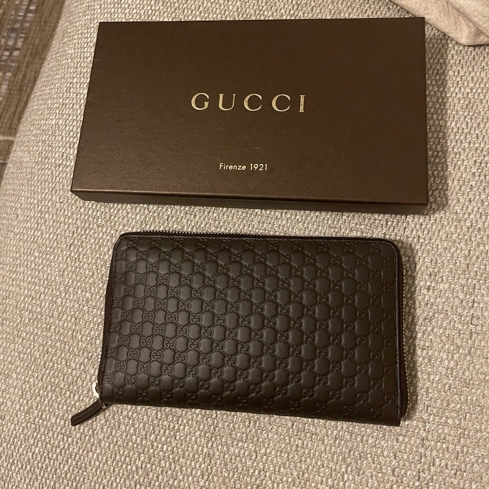 NIB GUCCI Micro GG Guccissima Zip Around Wallet